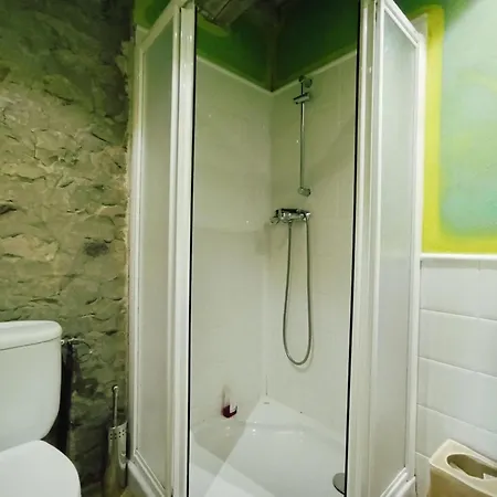 Con Bano Privado En * Cartes